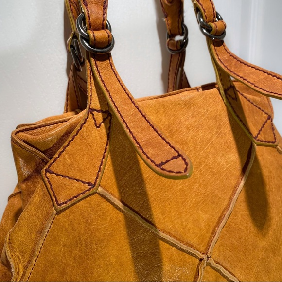 isabella fiore | shoulder bag - Picture 6 of 6